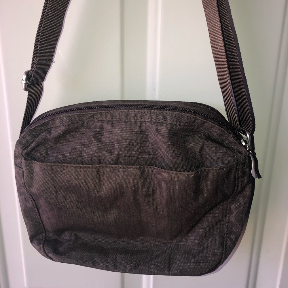 Baggallini brown leopard print nylon handbag - Picture 3 of 4